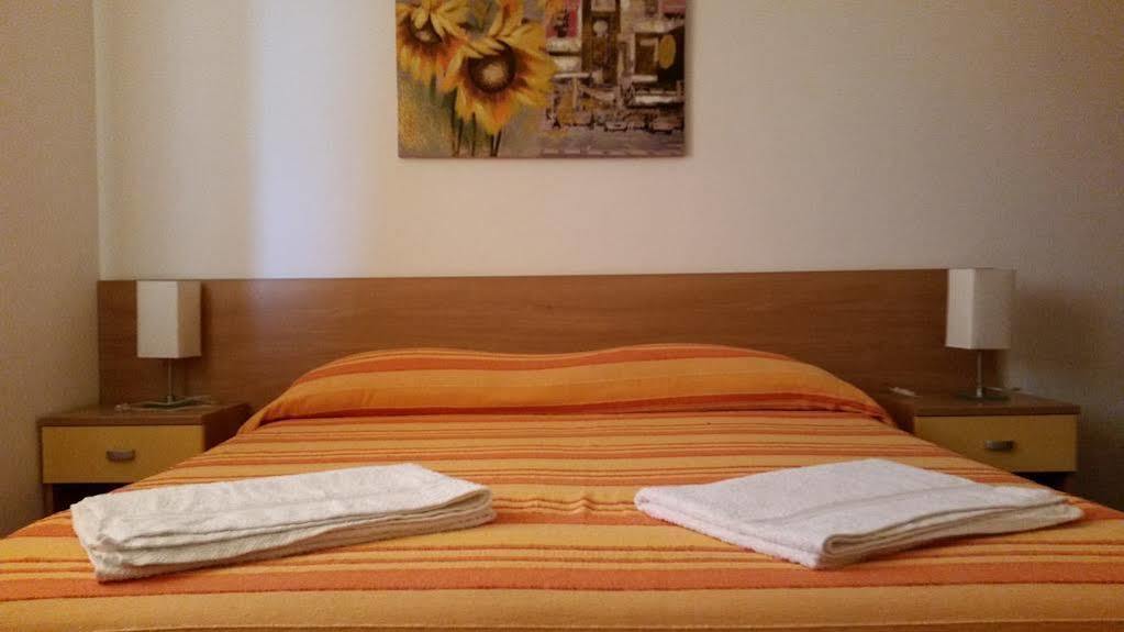 Il Giardino Di Ausonia Bed & Breakfast Reggio di Calabria Ngoại thất bức ảnh